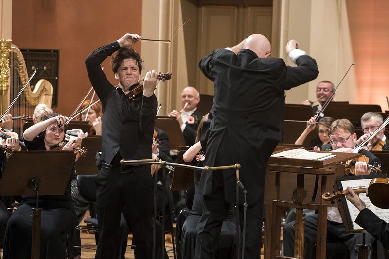 Joshua Bell, Jiří Bělohlávek a Česká filharmonie, foto Petra Hajská